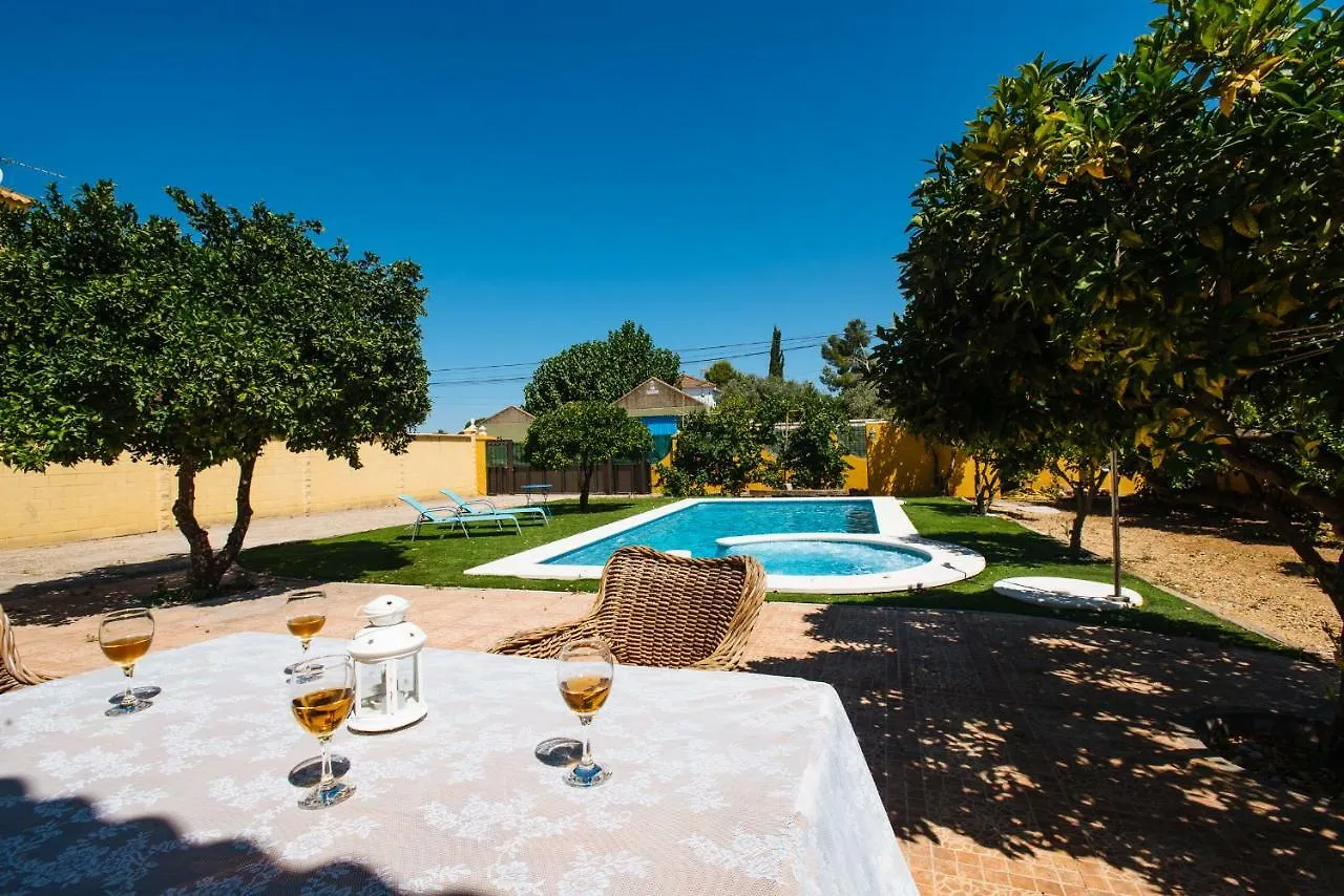 Villa Oasis Los Naranjos Con Jacuzzi 15 Min Sevilla Almensilla 0*,