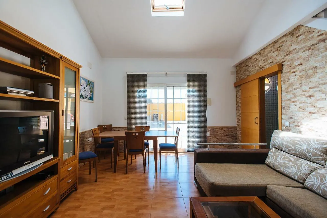 Villa Oasis Los Naranjos Con Jacuzzi 15 Min Sevilla Almensilla
