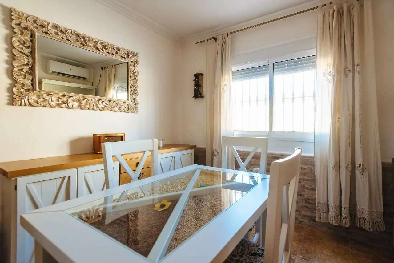 Villa Oasis Los Naranjos Con Jacuzzi 15 Min Sevilla Almensilla 0*,